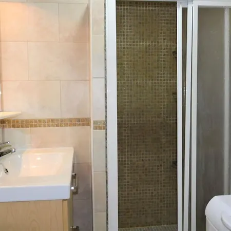 26c Vora 1 Bedroom
